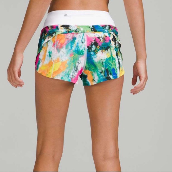 Lululemon Speed Up Low-Rise Lined Short 2.5" in No Limits White Multi / White - Picture 5 of 12